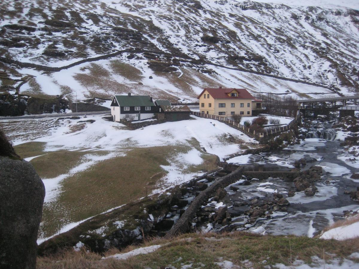Idyllic House Near River And Ocean Villa Leynar Buitenkant foto